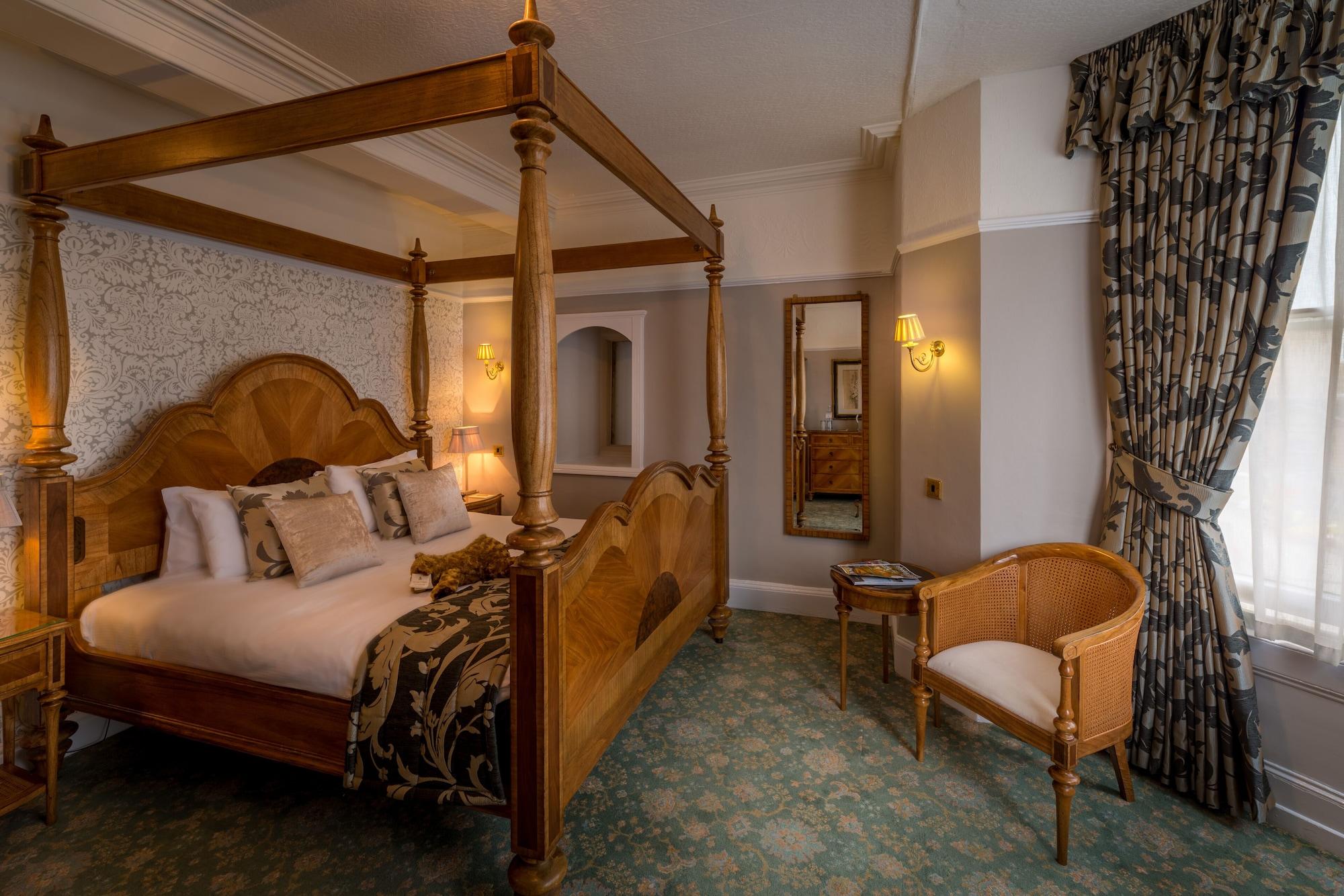 Old Hall Hotel Бъкстън Екстериор снимка